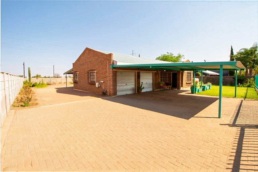 3 Bedroom Property for Sale in Keidebees Northern Cape